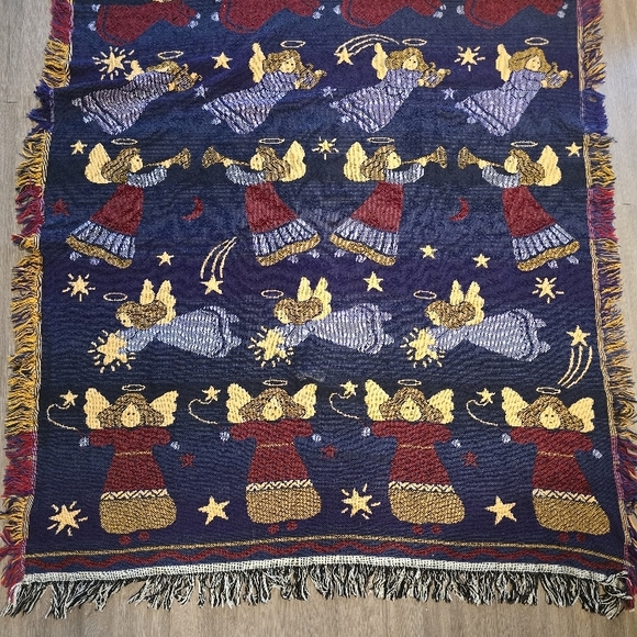 Crown Craft VTG Angel Patterned Tapestry Throw Blanket 60x48 - Picture 3 of 3